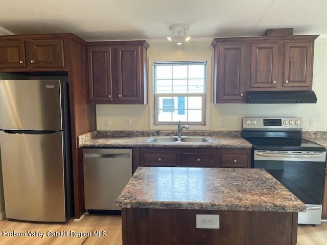 15 Kevin Lane, East Durham, NY 12423