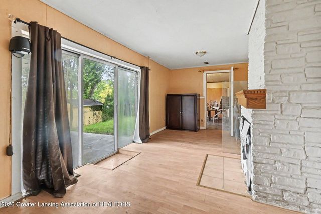 4928 W Willow Highway, Lansing, MI 48917