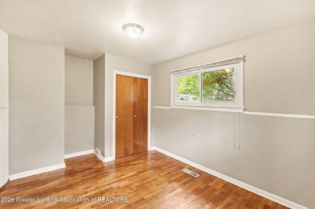 4928 W Willow Highway, Lansing, MI 48917