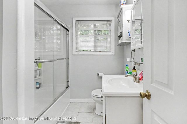 4928 W Willow Highway, Lansing, MI 48917