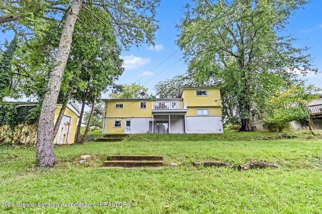 4928 W Willow Highway, Lansing, MI 48917