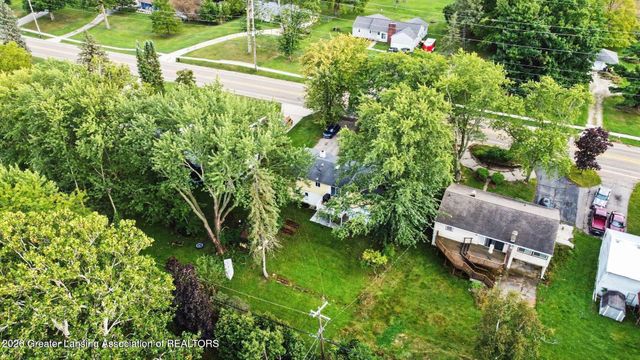 4928 W Willow Highway, Lansing, MI 48917