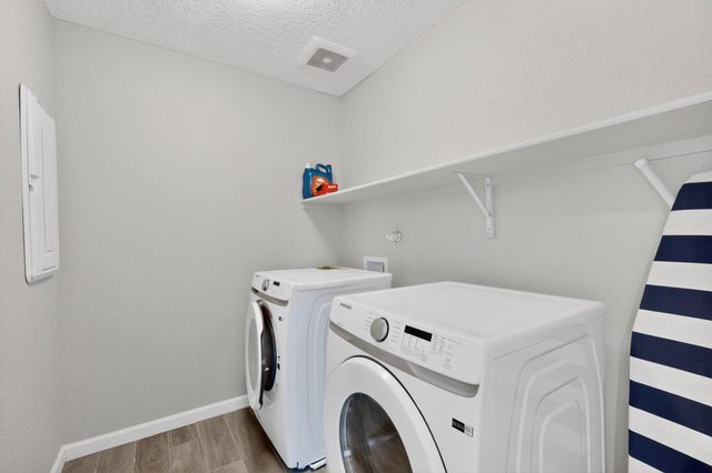 3058 Shannon Lane NE, Rio Rancho, NM 87144