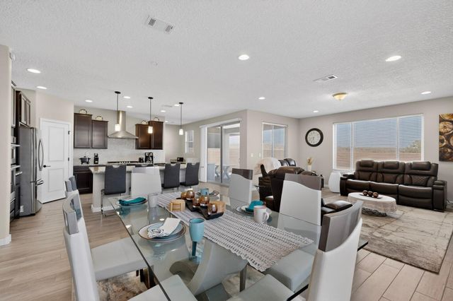 3058 Shannon Lane NE, Rio Rancho, NM 87144