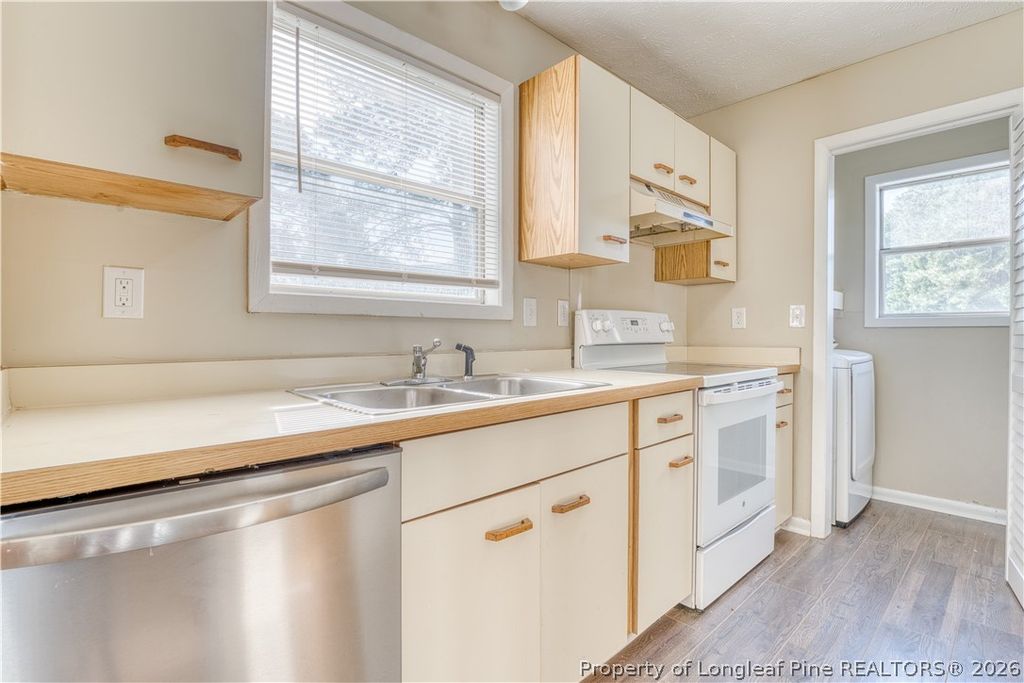 1006 Brookhollow Drive 7, Fayetteville, NC 28314 — photo 2