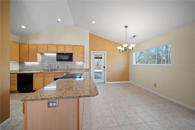 17 Cheddar Drive, Bella Vista, AR 72715