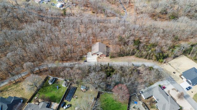 17 Cheddar Drive, Bella Vista, AR 72715