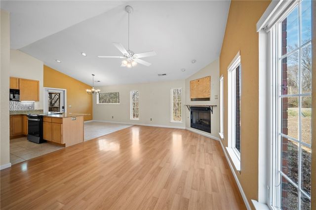 17 Cheddar Drive, Bella Vista, AR 72715