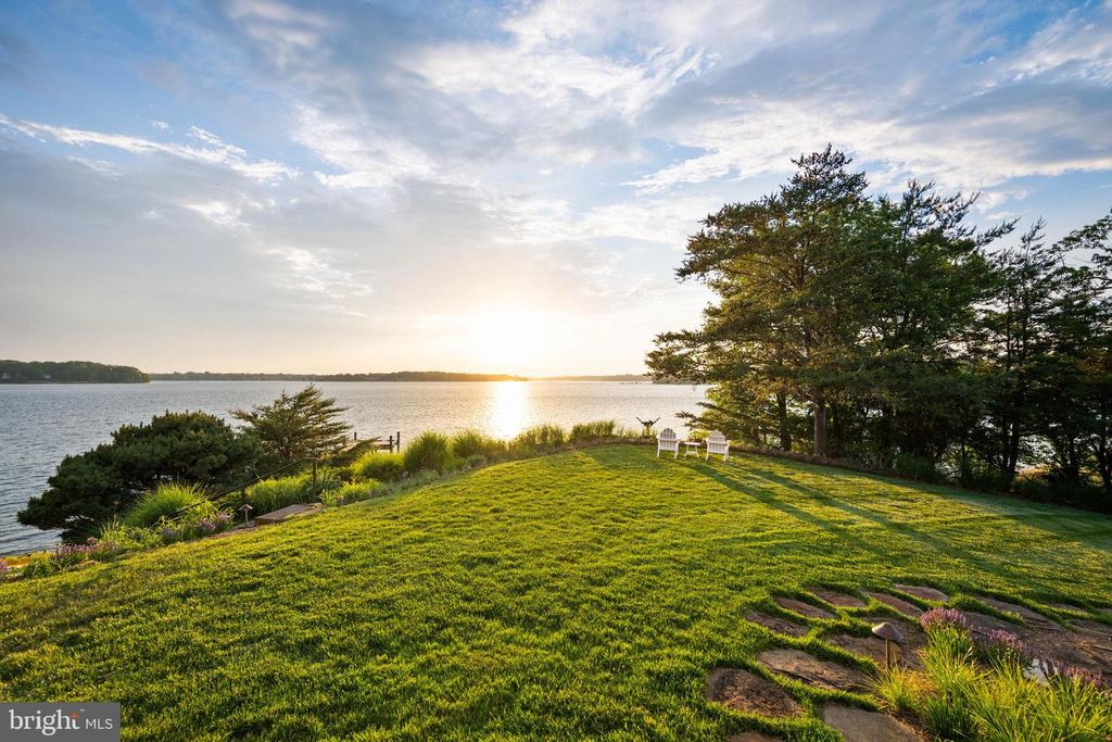 Image 32 of property listing at 3344 HARNESS CREEK RD, Annapolis, MD 21403