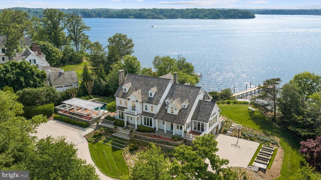 Image 45 of property listing at 3344 HARNESS CREEK RD, Annapolis, MD 21403