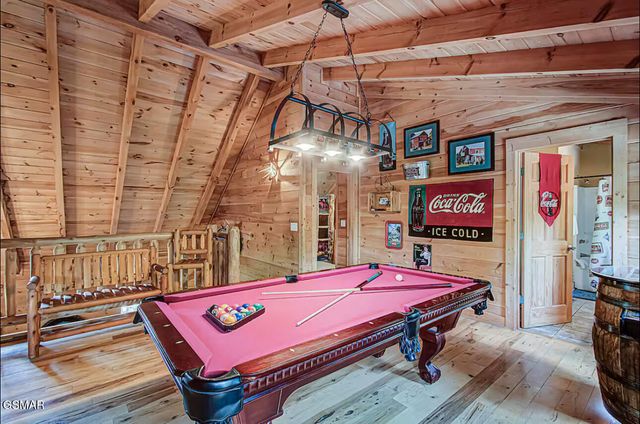 1805 Morning Eagle Lane, Sevierville, TN 37876