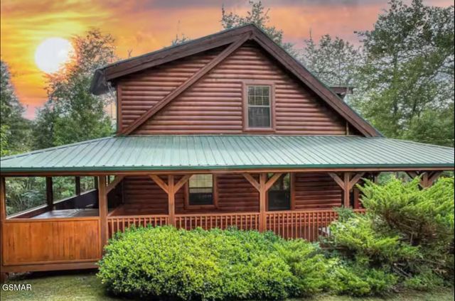 1805 Morning Eagle Lane, Sevierville, TN 37876