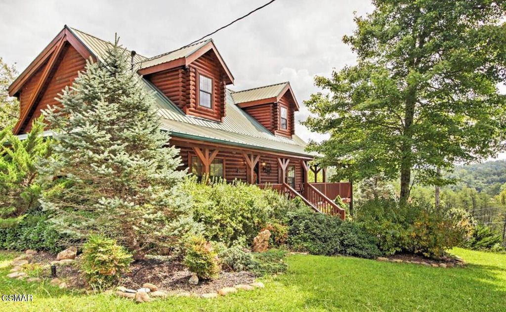 1805 Morning Eagle Lane, Sevierville, TN 37876