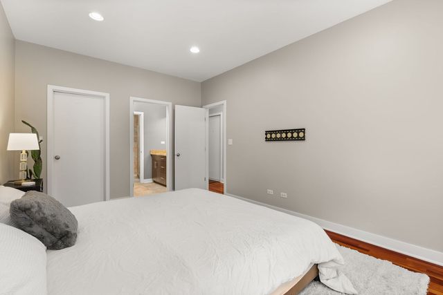 1232 N MILWAUKEE Avenue 2, Chicago, IL 60622