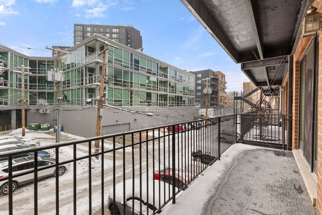 1232 N MILWAUKEE Avenue 2, Chicago, IL 60622