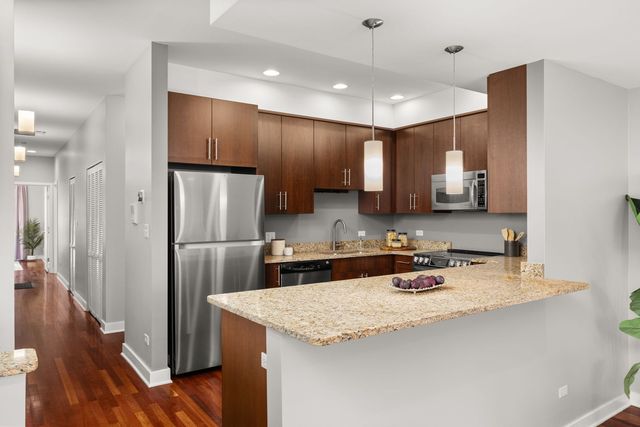 1232 N MILWAUKEE Avenue 2, Chicago, IL 60622