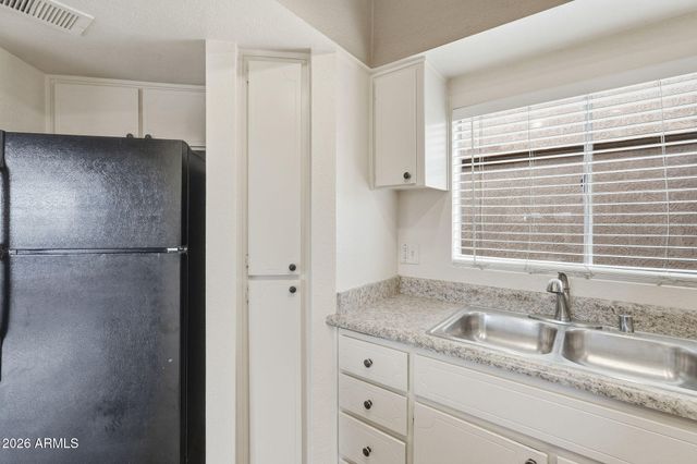 904 S MELODY Lane, Tempe, AZ 85281