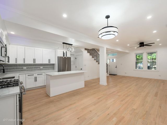 1522 N Avers Avenue, Chicago, IL 60651