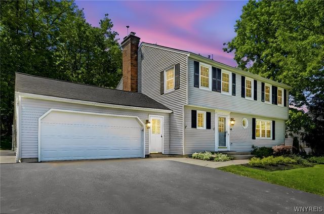 35 Independence Drive, Orchard Park, NY 14127