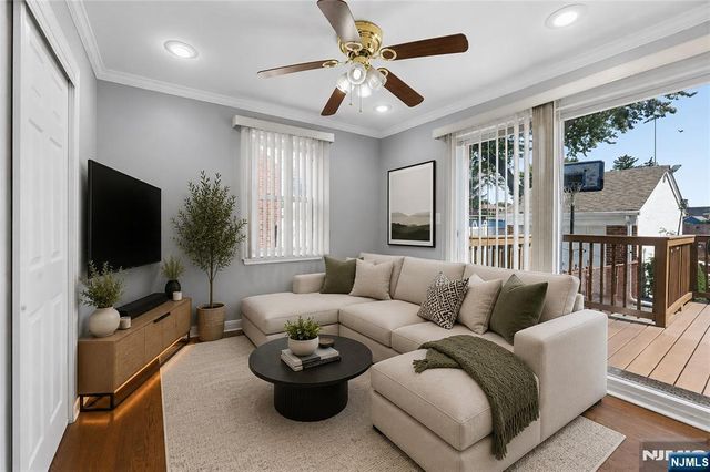 20 Stratford Place, North Arlington, NJ 07031