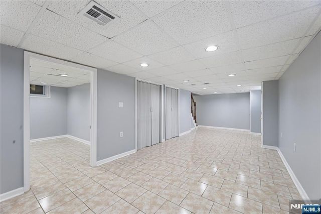 20 Stratford Place, North Arlington, NJ 07031