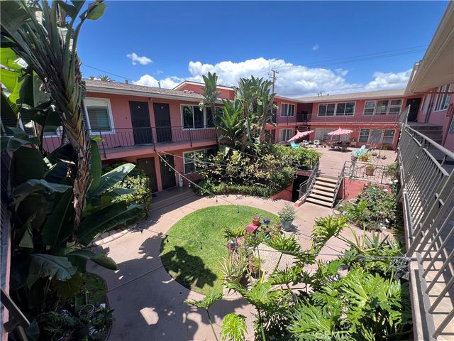 1023 E 1st 17, Long Beach, CA 90802