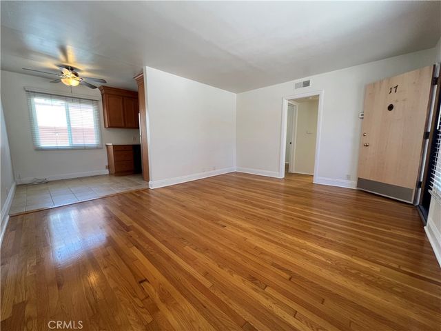 1023 E 1st 17, Long Beach, CA 90802