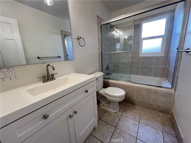 1023 E 1st 17, Long Beach, CA 90802