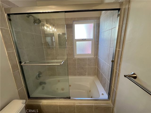 1023 E 1st 17, Long Beach, CA 90802