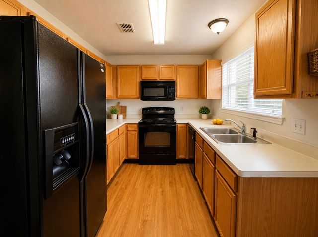 27 E Mountain Creek Court 5, Grand Prairie, TX 75052
