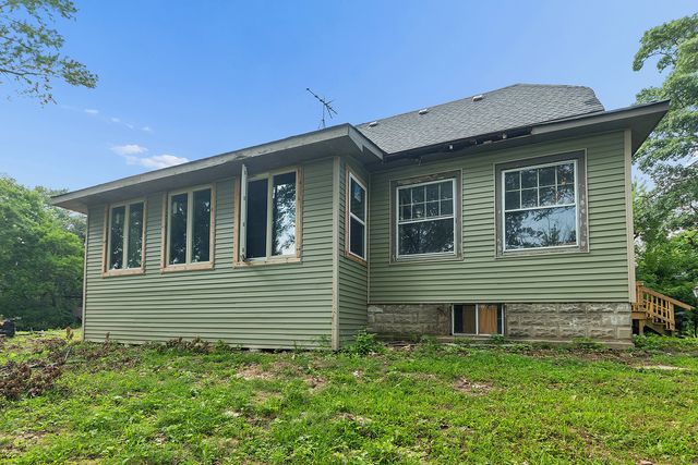 120 S Wabash Avenue, Glenwood, IL 60425