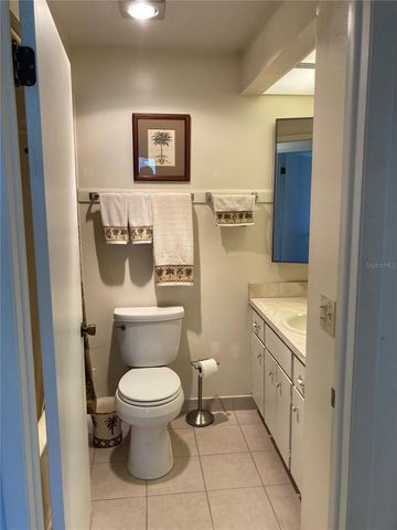 4313 TAHITIAN GARDENS CIRCLE CIRCLE B, Holiday, FL 34691