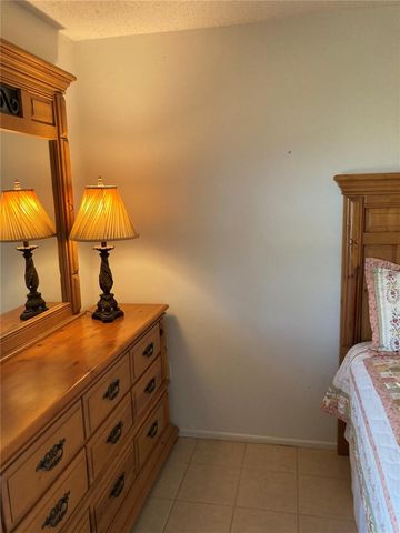 4313 TAHITIAN GARDENS CIRCLE CIRCLE B, Holiday, FL 34691