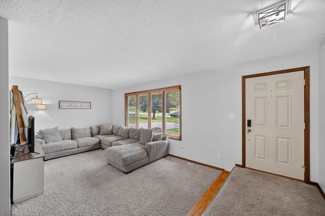 7046 NW 21st Street, Ankeny, IA 50023