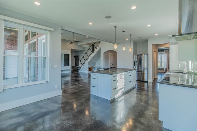 3111 Waterstone Drive, Fayetteville, AR 72764