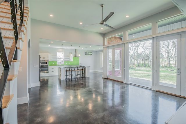 3111 Waterstone Drive, Fayetteville, AR 72764