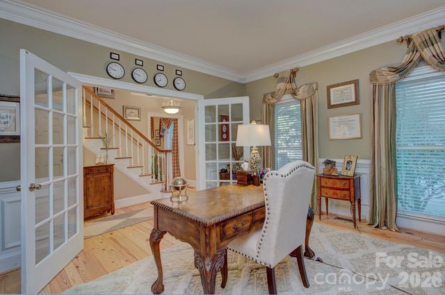 9209 Hanover South Trail, Charlotte, NC 28210