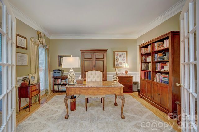9209 Hanover South Trail, Charlotte, NC 28210
