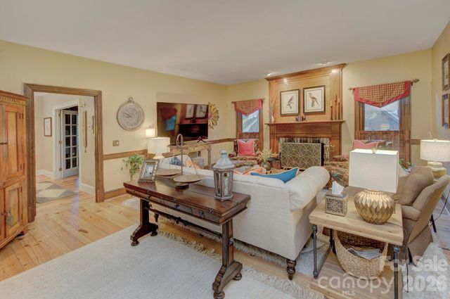 9209 Hanover South Trail, Charlotte, NC 28210