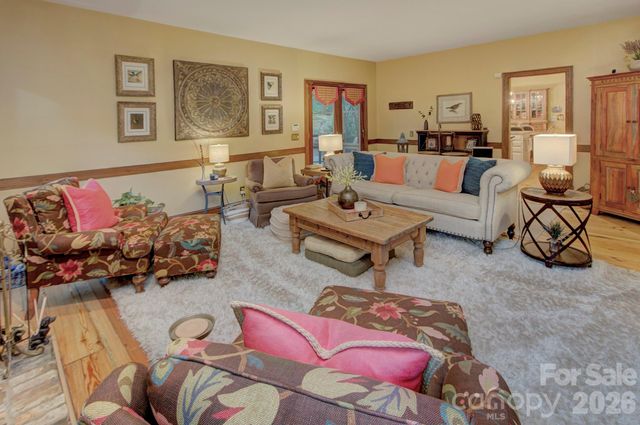9209 Hanover South Trail, Charlotte, NC 28210