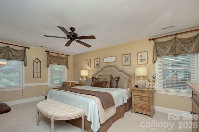 9209 Hanover South Trail, Charlotte, NC 28210