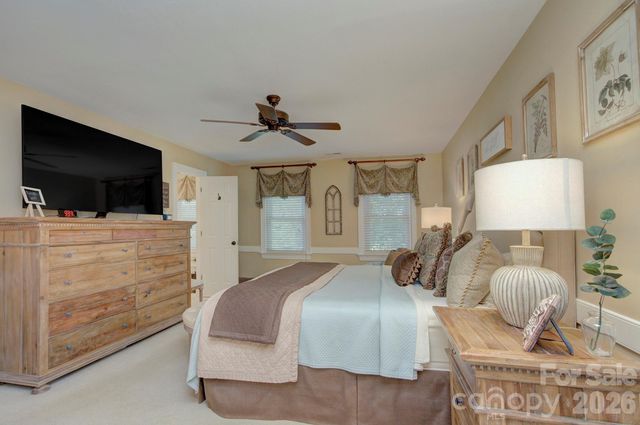 9209 Hanover South Trail, Charlotte, NC 28210
