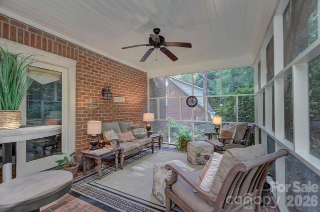 9209 Hanover South Trail, Charlotte, NC 28210