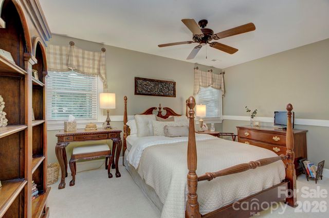 9209 Hanover South Trail, Charlotte, NC 28210