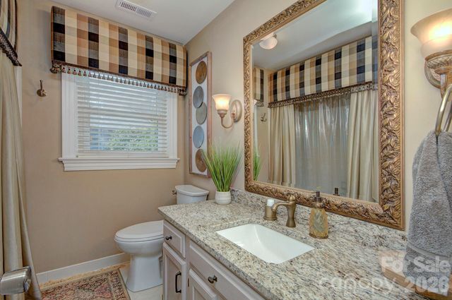 9209 Hanover South Trail, Charlotte, NC 28210