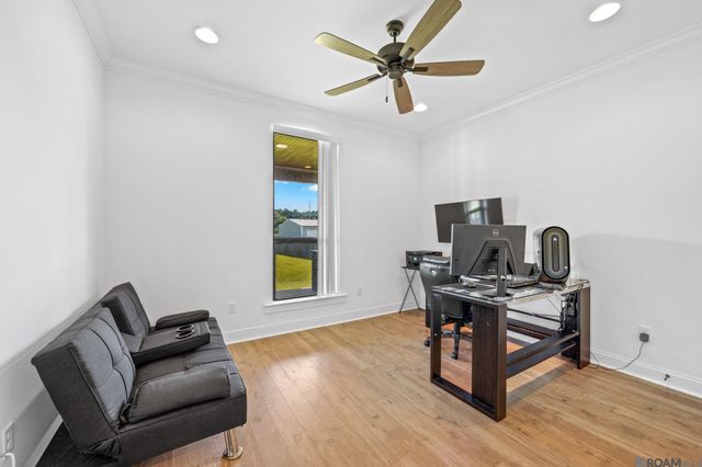 7521 Yucan Rd, Denham Springs, LA 70726
