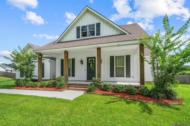 7521 Yucan Rd, Denham Springs, LA 70726