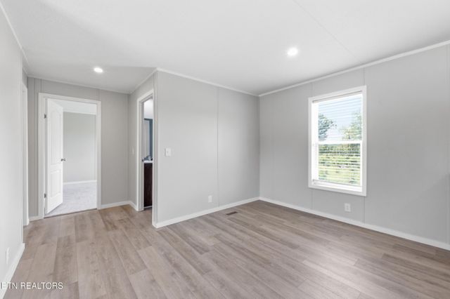 218 Community Drive, Madisonville, TN 37354