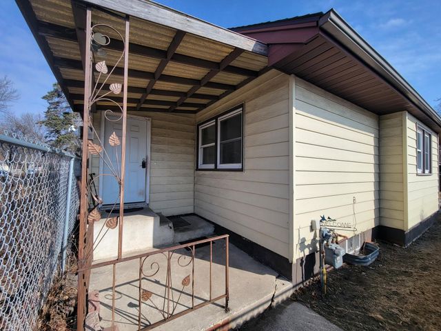 924 13th Avenue S, Saint Cloud, MN 56301