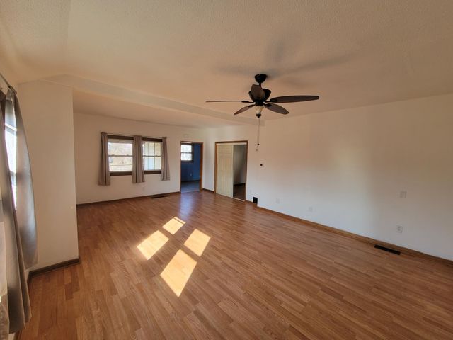 924 13th Avenue S, Saint Cloud, MN 56301